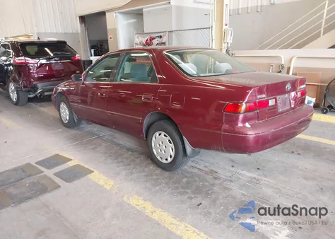 1998 Toyota Camry Le from USA, damaged, VIN JT2BG22K5W0171830